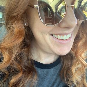 Meet your Posher, Sarah